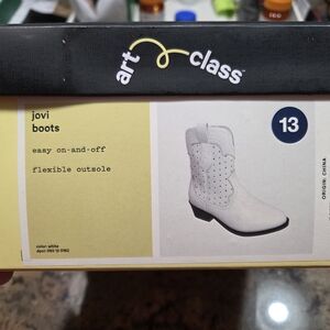 Art Class Jovi White Boots